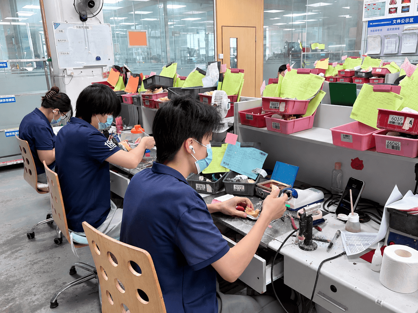 Externalisation des soins dentaires en Chine : cohérence, contrôle qualité et ce qui compte vraiment